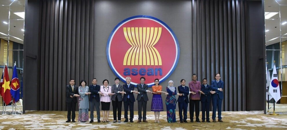 ROK reaffirm commitment to further strengthen relations